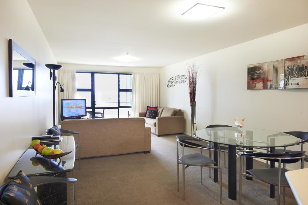 Oceanside Resort & Twin Towers Mount Maunganui Habitación foto