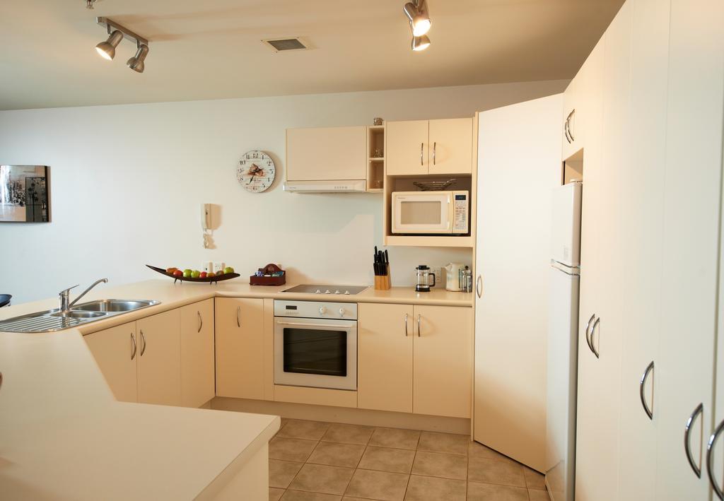 Oceanside Resort & Twin Towers Mount Maunganui Habitación foto
